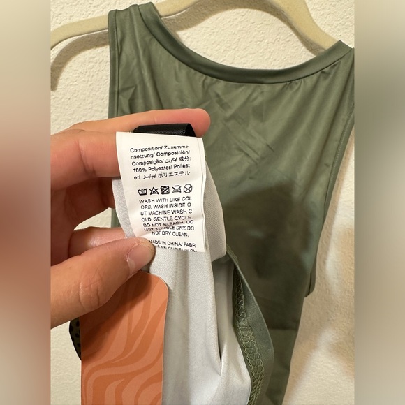 NWT SHEIN Tank Top Olive Bikini Body Heat Map Print - Picture 8 of 9